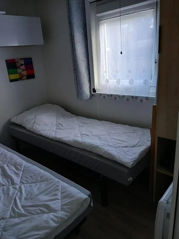 Mobil Home 2 Chambres 1 Sdb - Domaine De Kerlann Pont-Aven 0*,  Francja